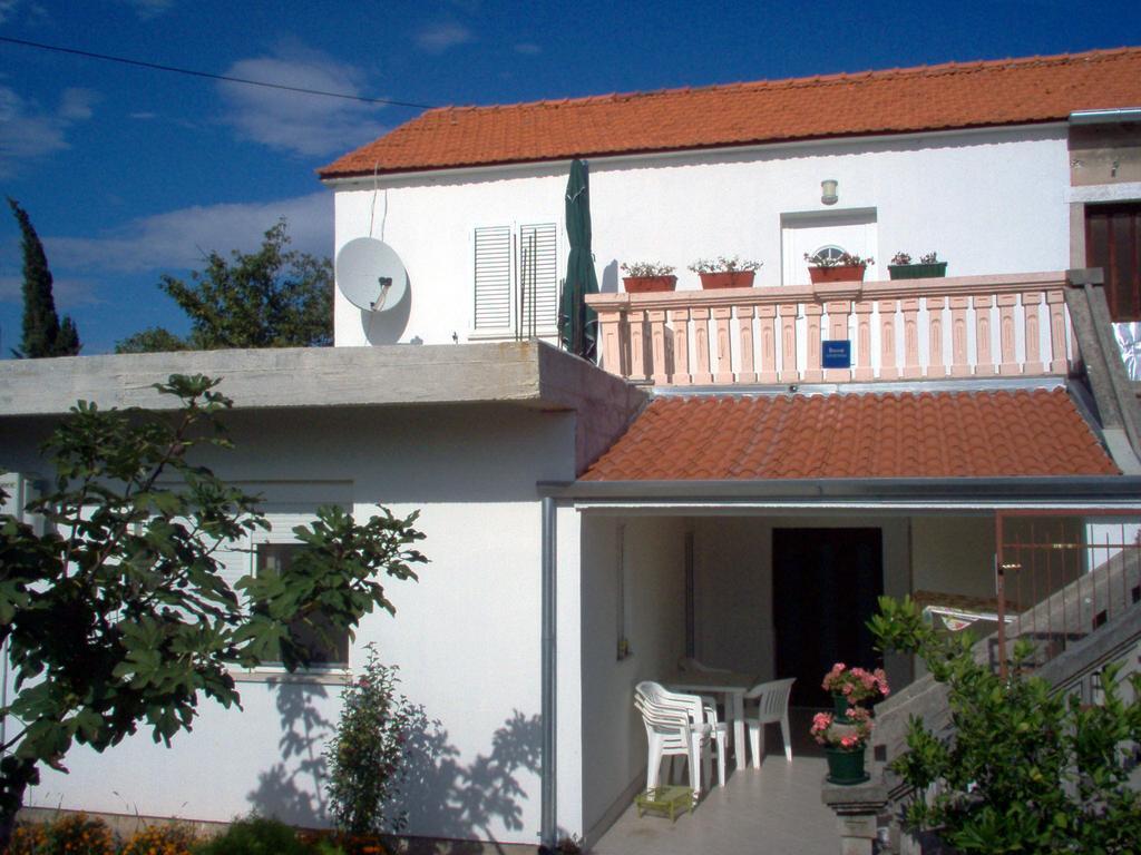 Apartments Dijan Sukošan Εξωτερικό φωτογραφία